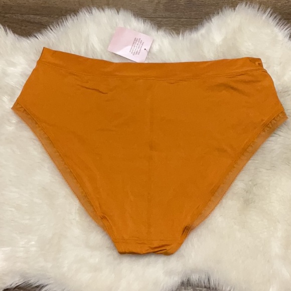 Microfiber Logo-Trim High-Waist Cheeky
Panty🌼🌼 - Picture 4 of 9